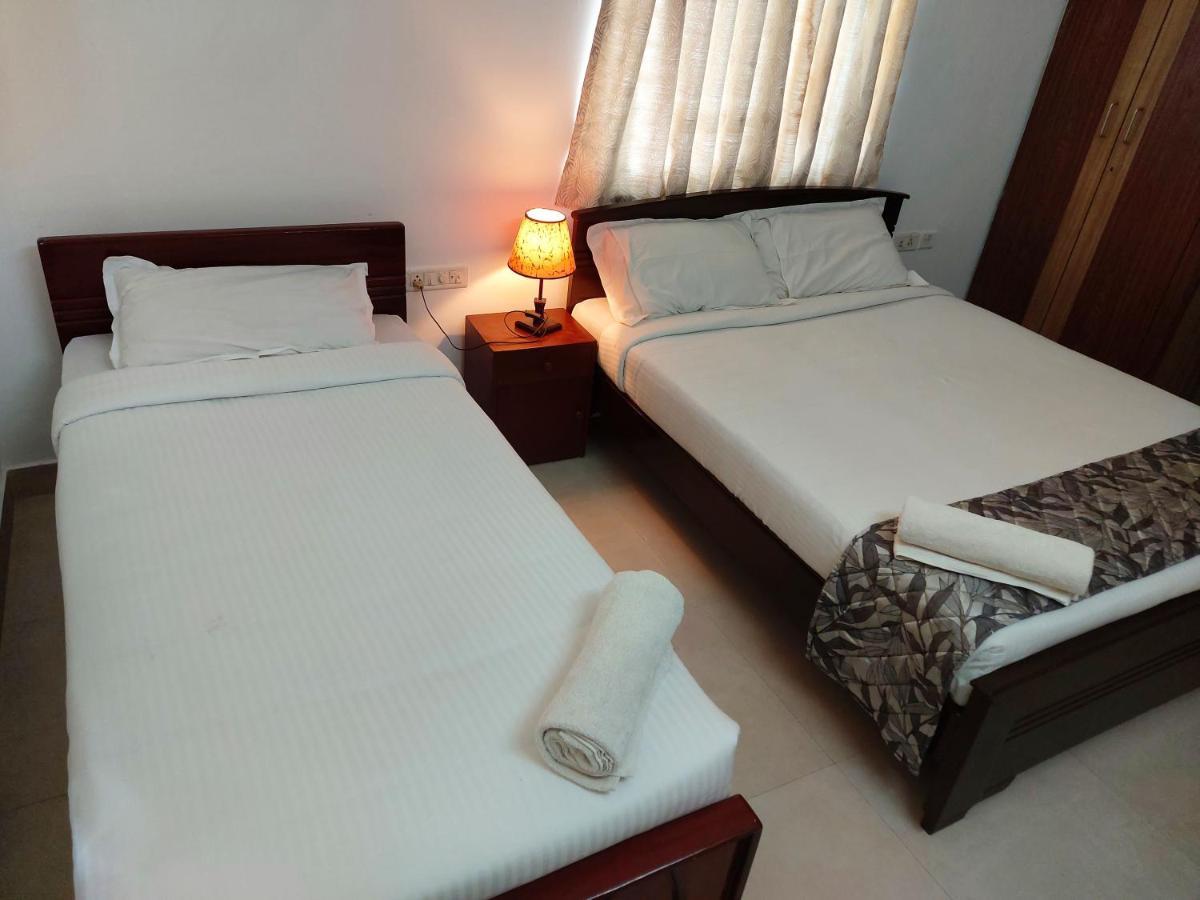 Hotel Avuraa Hospitality India à Chennai Extérieur photo