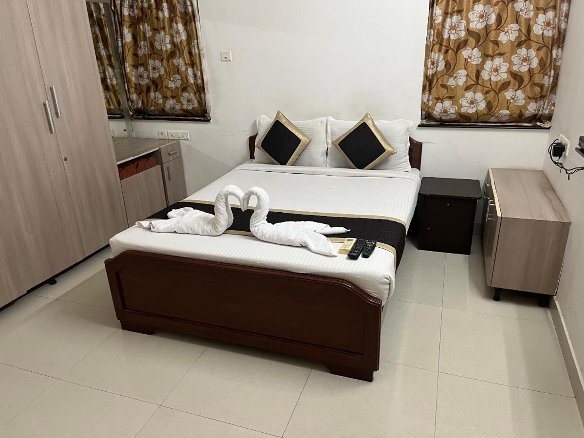 Hotel Avuraa Hospitality India à Chennai Extérieur photo